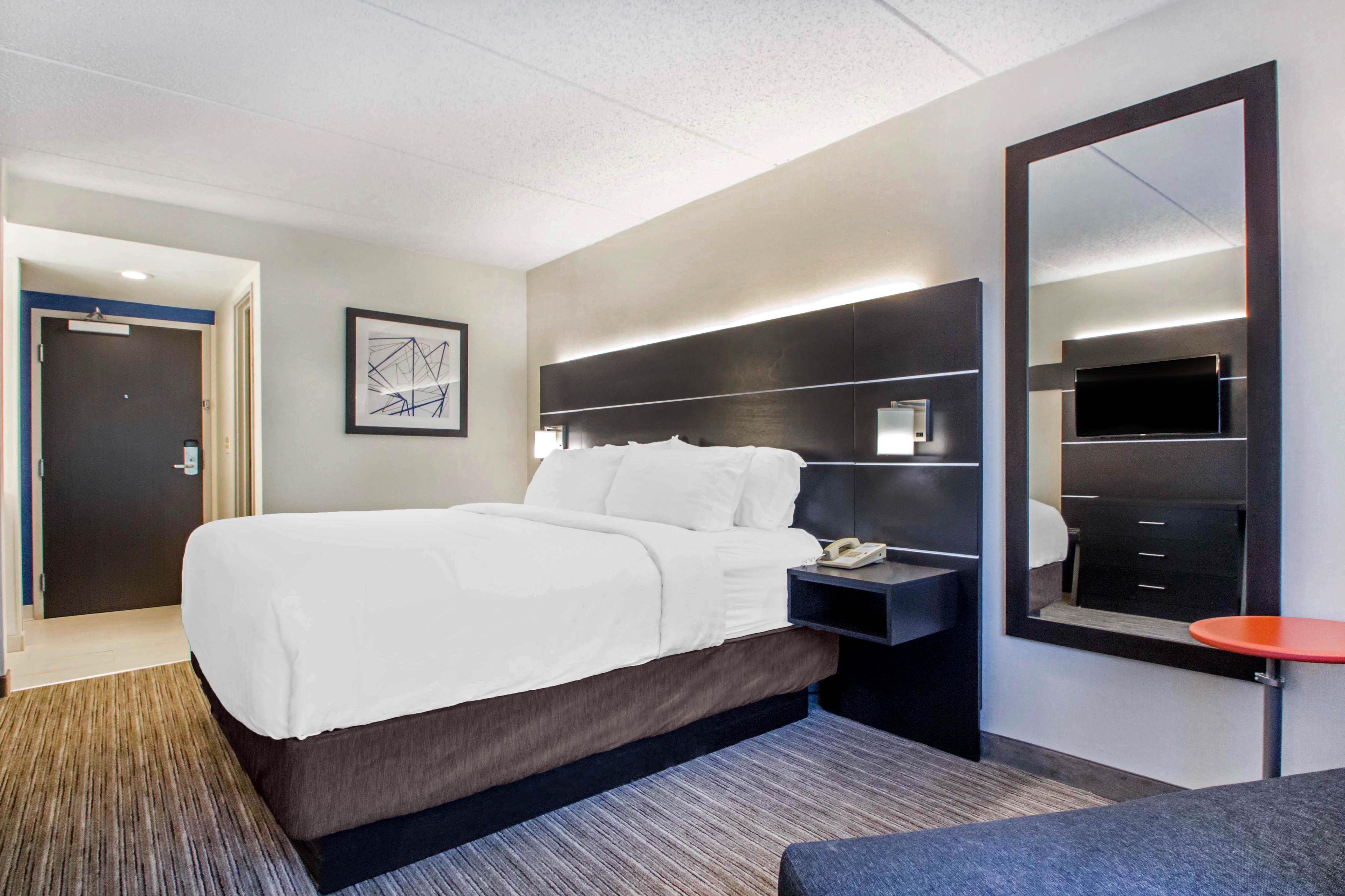 Holiday Inn Express & Suites - Albany Airport - Wolf Road By Ihg Extérieur photo