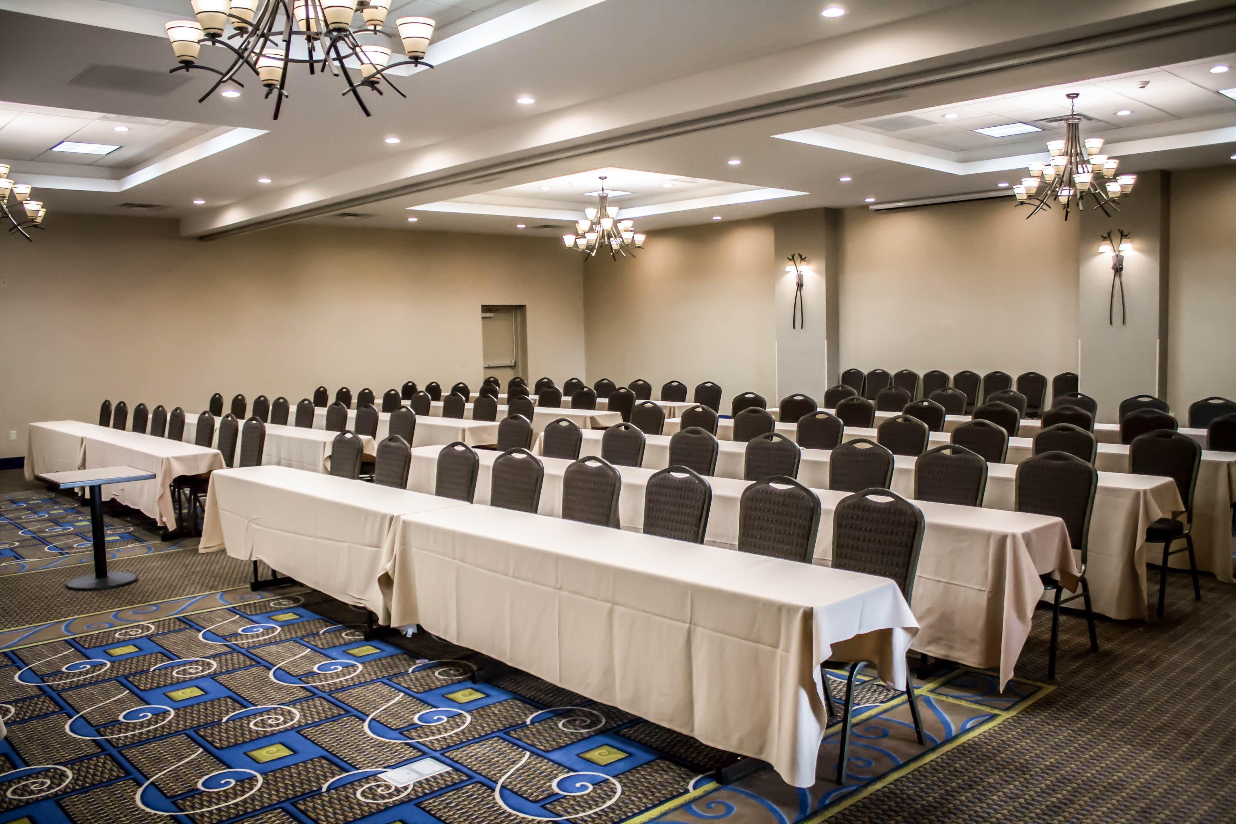 Holiday Inn Express & Suites - Albany Airport - Wolf Road By Ihg Extérieur photo