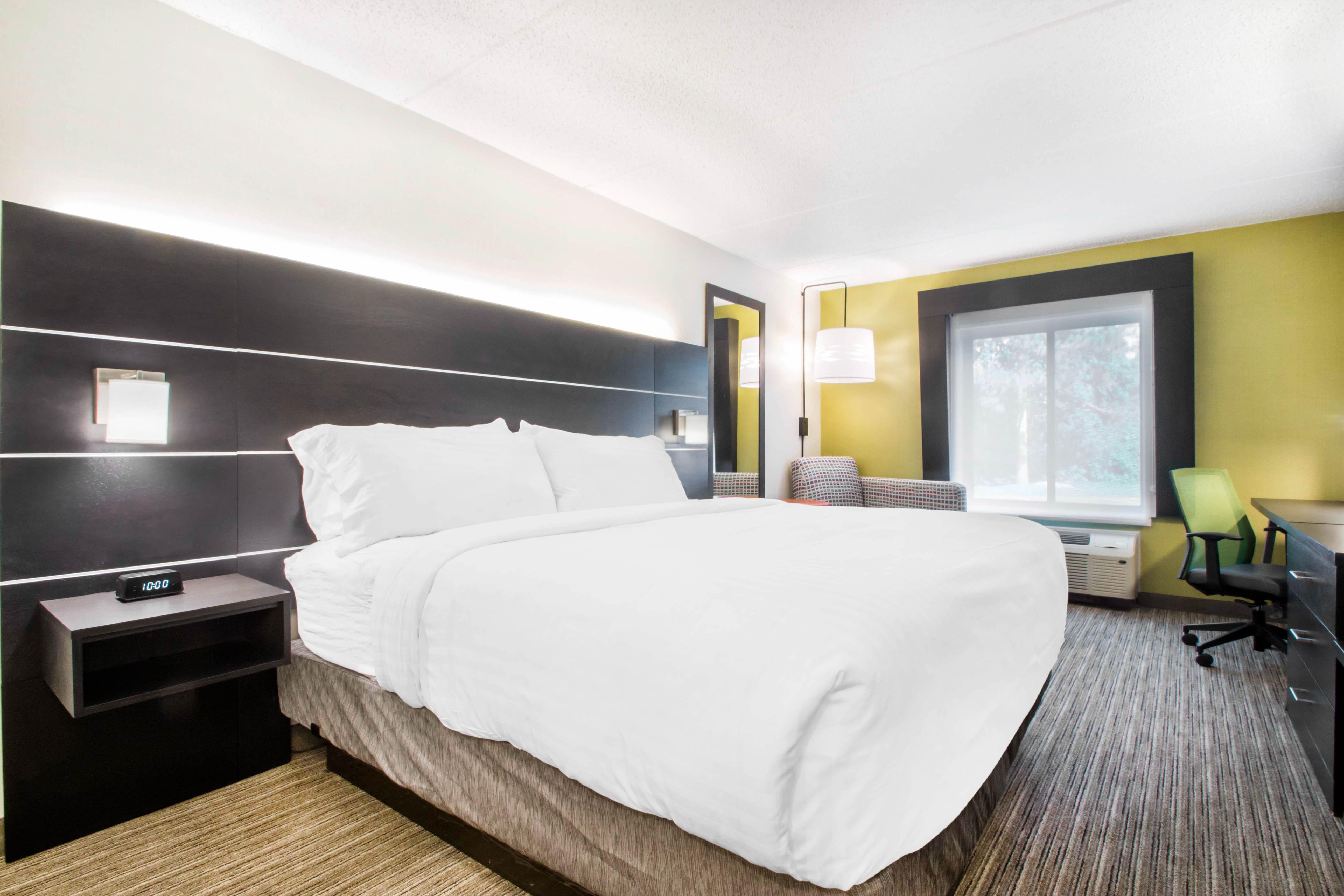 Holiday Inn Express & Suites - Albany Airport - Wolf Road By Ihg Extérieur photo