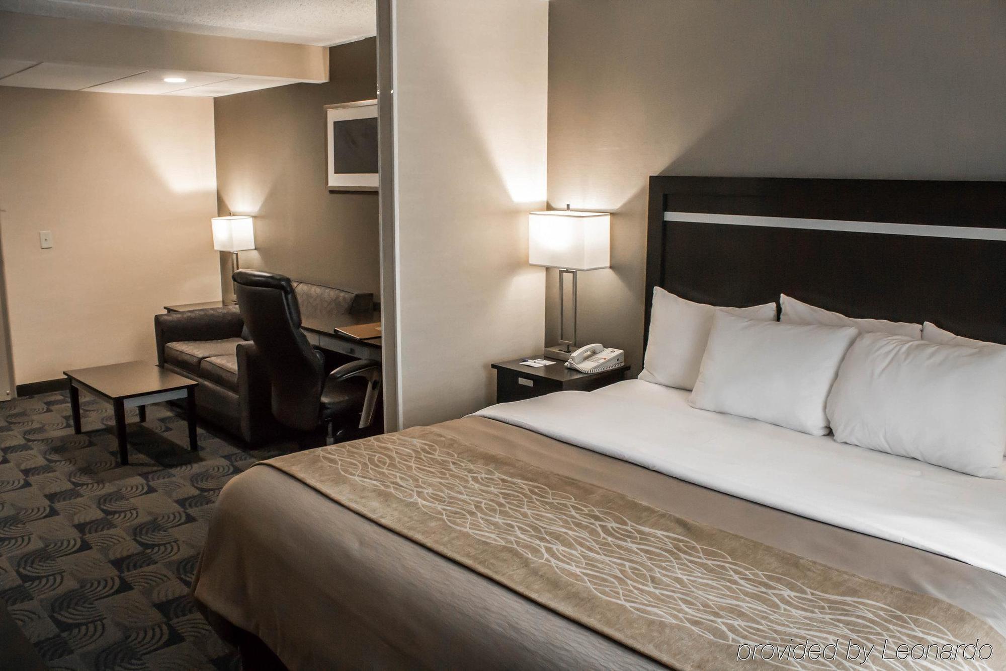 Holiday Inn Express & Suites - Albany Airport - Wolf Road By Ihg Extérieur photo