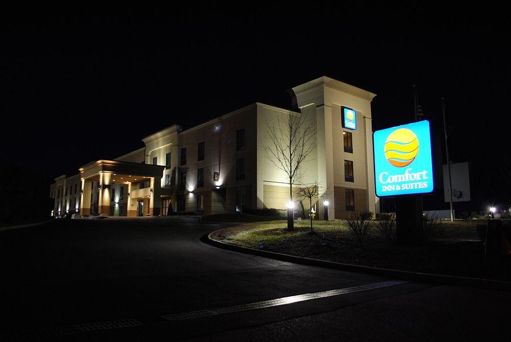 Holiday Inn Express & Suites - Albany Airport - Wolf Road By Ihg Extérieur photo
